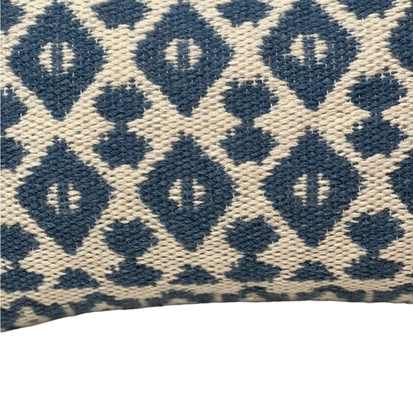 Magnolia Home Joanna Gaines Blue Ivory Wool Blend Loloi Pillow - Picture 3 of 8